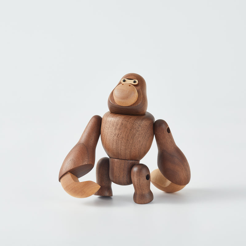 CraftsWP Wooden Gorilla Toy: Nordic Miniature King Kong