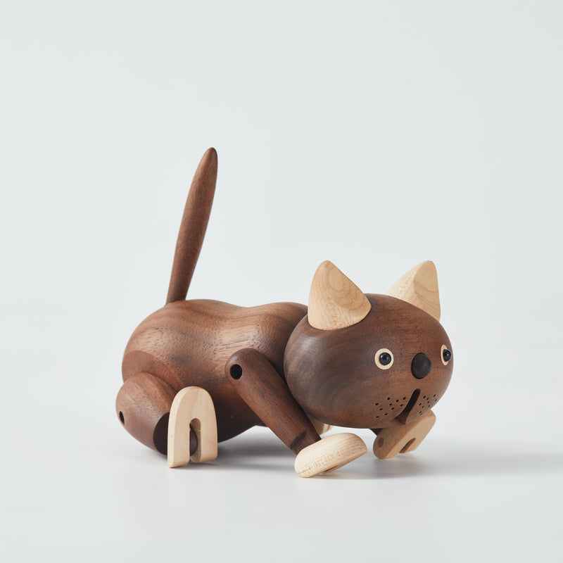 Walnut Wood Cat Ornament - Hand Carved Decorative Artwork