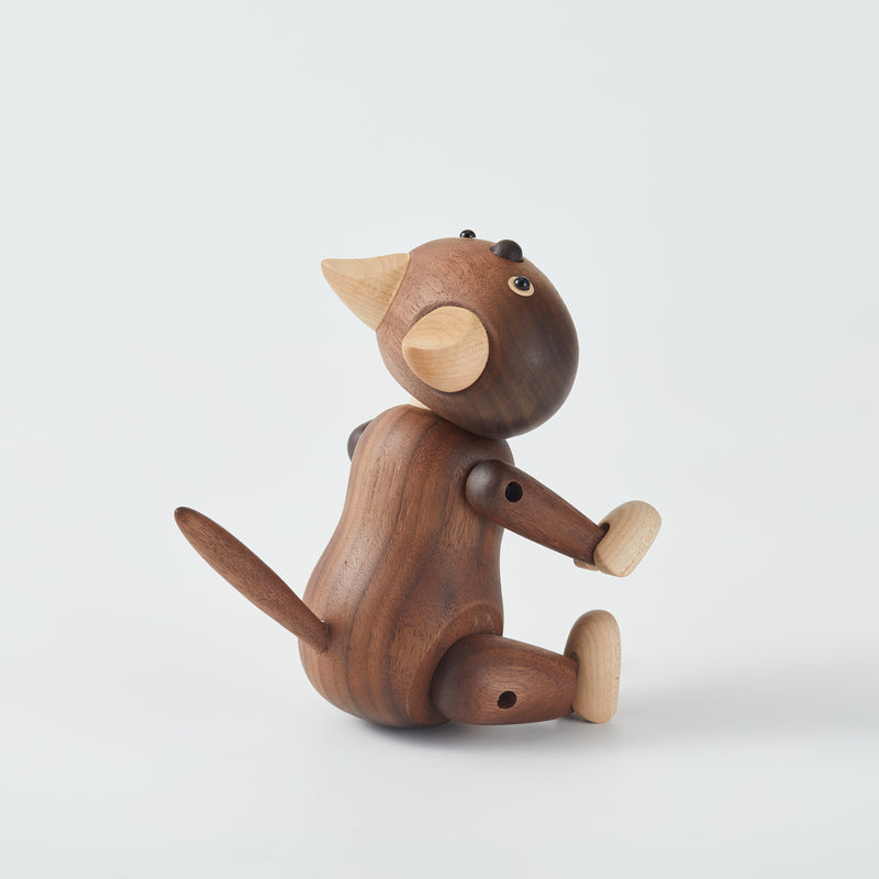 Walnut Wood Cat Ornament - Hand Carved Decorative Artwork