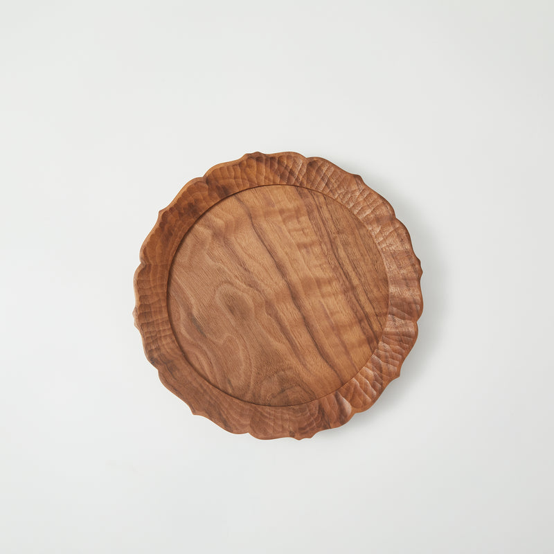 Wood & Lace Multipurpose Serving Tray – Refreshing Desktop Decor Piece