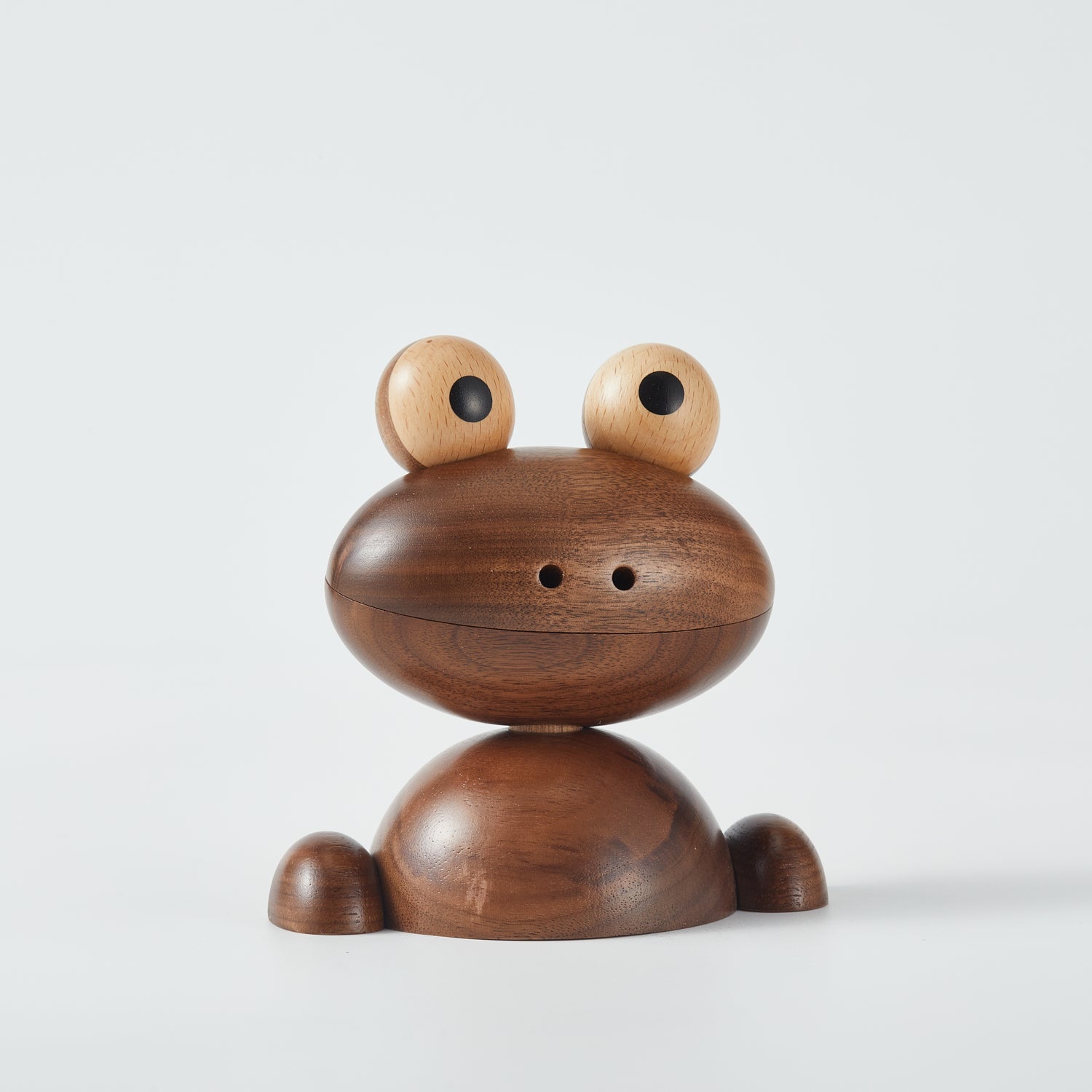 CraftsWP Frog Aroma Essential Oil Diffuser & Humidifier - Made from walnut Wood,  Charming Design