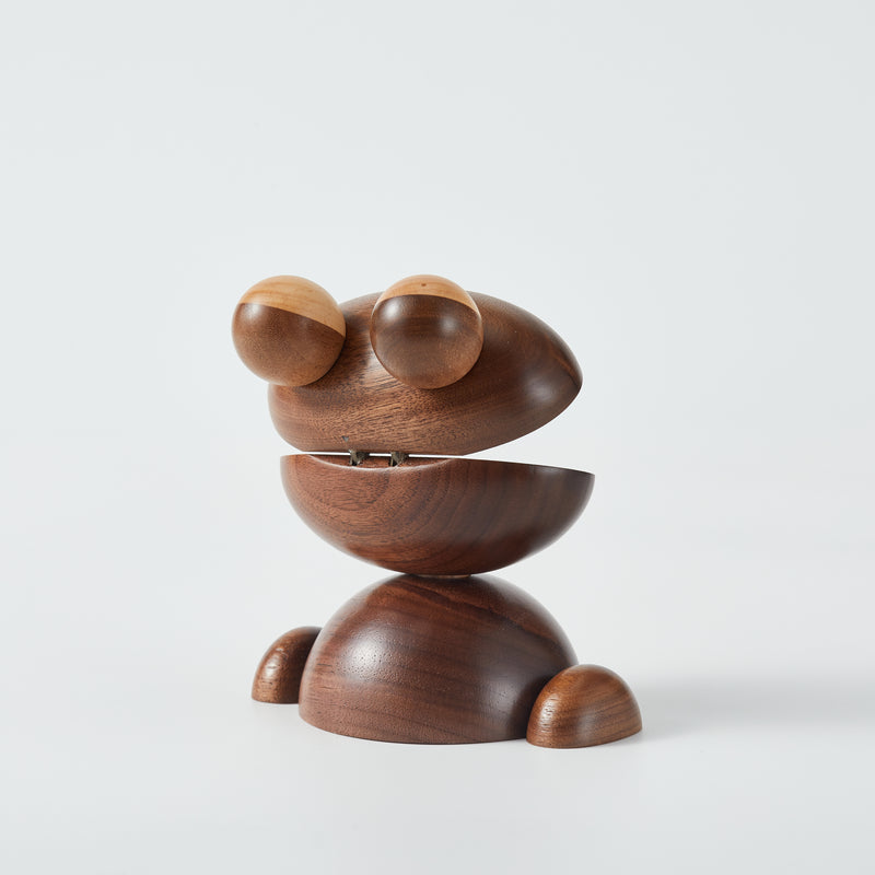 CraftsWP Frog Aroma Essential Oil Diffuser & Humidifier - Made from walnut Wood,  Charming Design